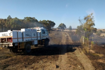 Duke-Rd-ACT-NSW-Fire-Mar-2017-10